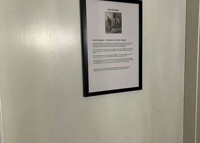 Hotel Cápsula Fengselet Gjestegard Leira (Innlandet)